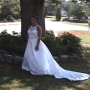 Gorgeous David's Bridal Wedding Dress with Beautiful Train